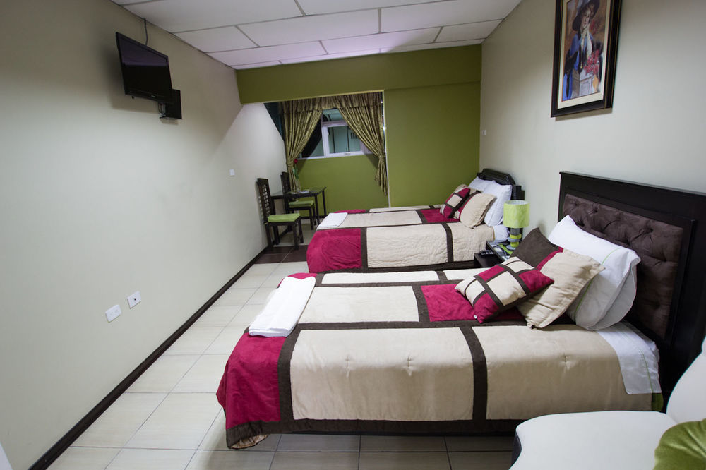 Hotel Las Gardenias Cuenca Kültér fotó