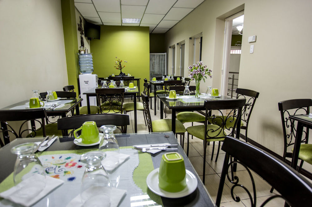 Hotel Las Gardenias Cuenca Kültér fotó